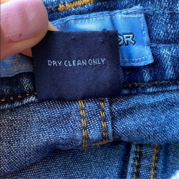 Classic Blue Straight Leg Jeans with Floral Embroidery - Picture 12 of 12